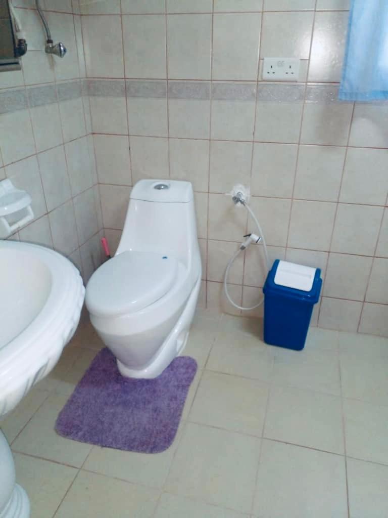 פריטאון Zunox Guest House מראה חיצוני תמונה